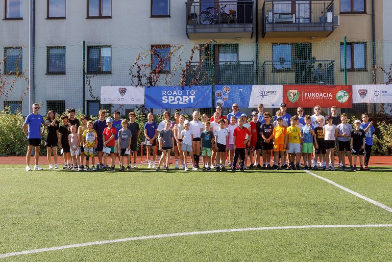 552050750_806753238536209_2209615703743219434_n